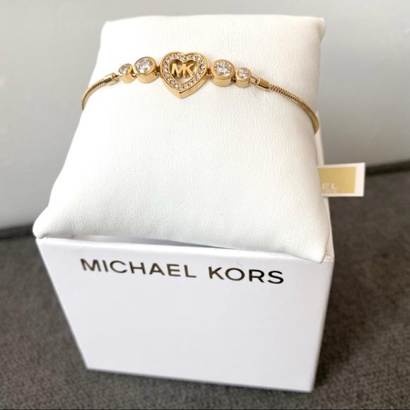 Authentic MK gold tone heart adjustable bracelet - Picture 3 of 5